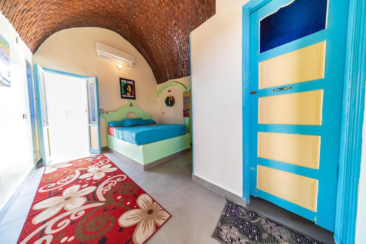 Bob Marley Guest House Асуан Екстериор снимка