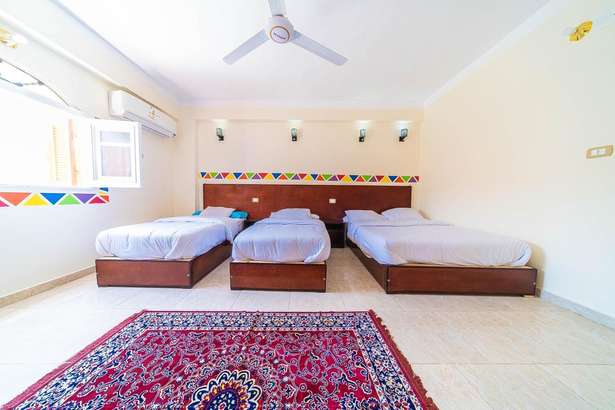 Bob Marley Guest House Асуан Стая снимка